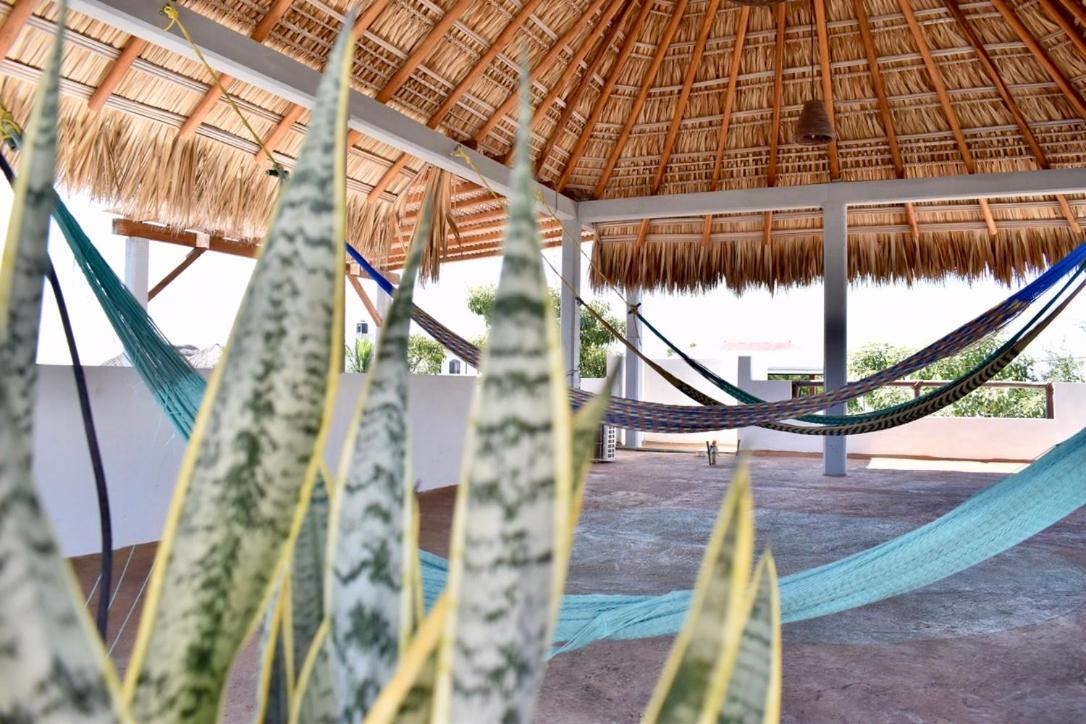 Carri Surf Studio Hotel Puerto Escondido  Exterior photo